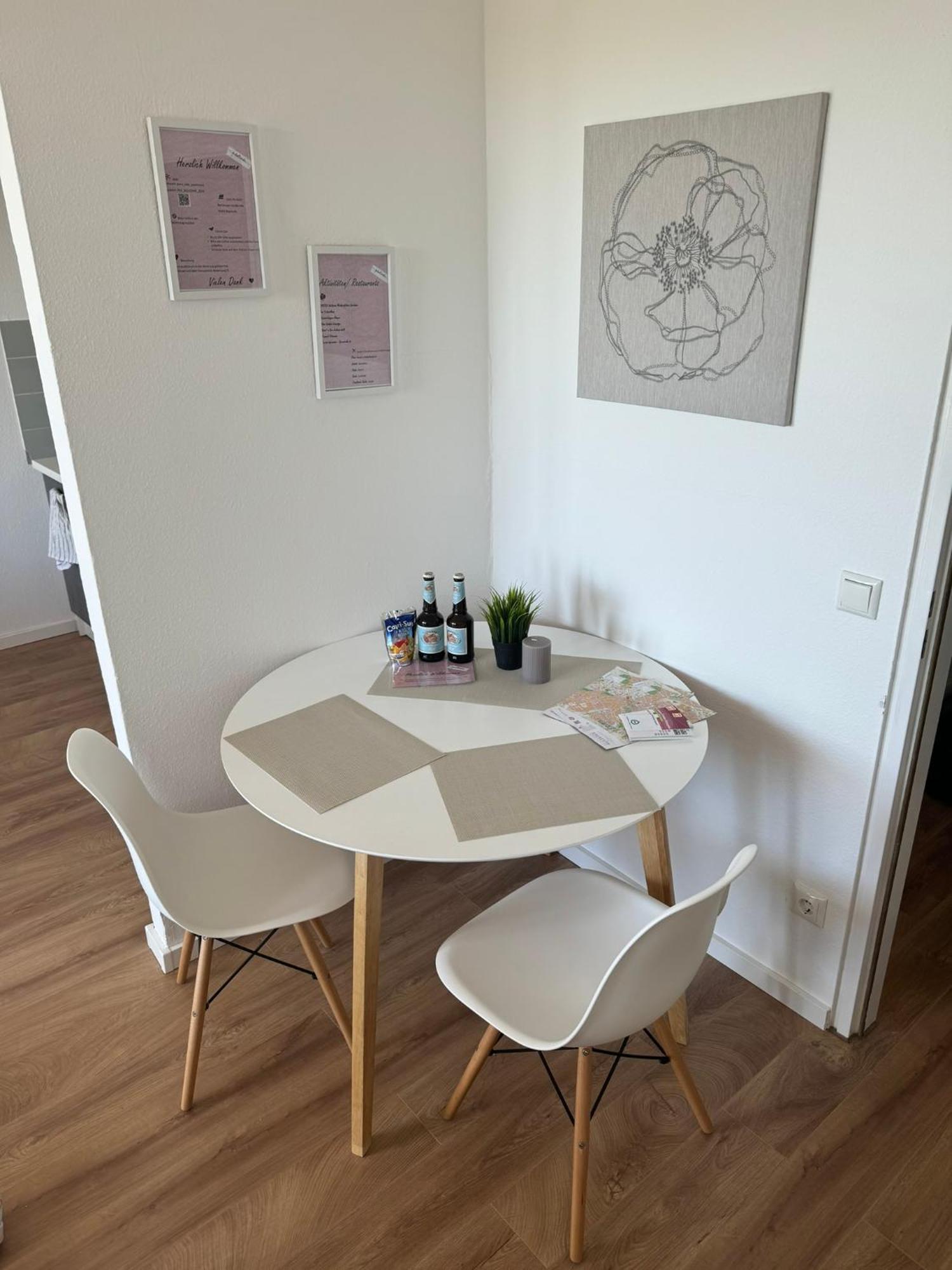 1 Zimmer Wohnung Mit Balkon Und Kueche 바이로이트 외부 사진